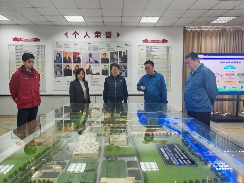 江苏省商务厅电商处处长刘敏一行到朝阳农产品大市场考察调研